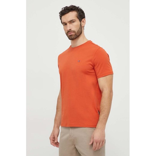Napapijri t-shirt bawełniany Salis męski kolor pomarańczowy gładki NP0A4H8DA621 ze sklepu ANSWEAR.com w kategorii T-shirty męskie - zdjęcie 169243624