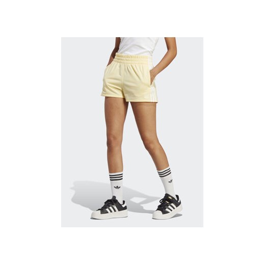 adidas Szorty sportowe 3-Stripes Shorts IB7425 Żółty Regular Fit ze sklepu MODIVO w kategorii Szorty - zdjęcie 169253300