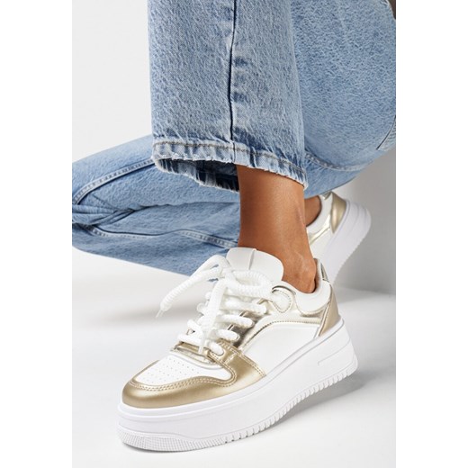Biało-Złote Sneakersy na Grubej Podeszwie z Licznymi Wstawkami na Cholewce Lairemea ze sklepu born2be.pl w kategorii Buty sportowe damskie - zdjęcie 169316592