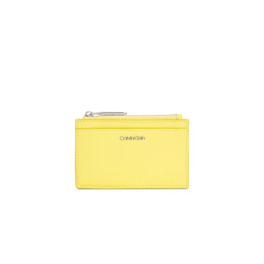 Calvin Klein Etui na karty kredytowe Ck Must Lg Cardholder K60K611933 Żółty ze sklepu MODIVO w kategorii Etui - zdjęcie 169339930