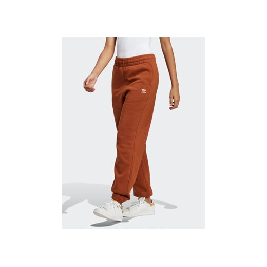adidas Spodnie dresowe Joggers IK7688 Brązowy ze sklepu MODIVO w kategorii Spodnie damskie - zdjęcie 169340380