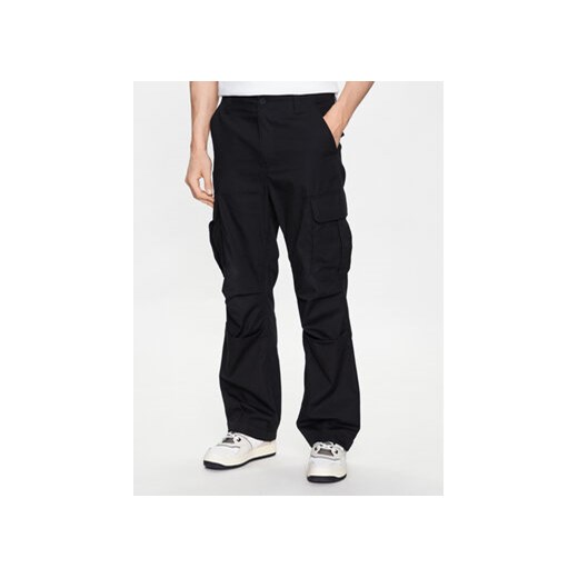 Tommy Jeans Spodnie materiałowe Aiden DM0DM15970 Czarny Baggy Fit ze sklepu MODIVO w kategorii Spodnie męskie - zdjęcie 169341453