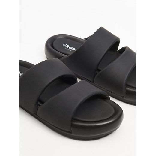 Cropp - Czarne klapki - czarny Cropp 40 Cropp okazyjna cena