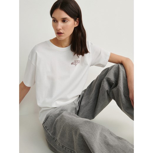 Reserved - T-shirt z nadrukiem na plecach - biały ze sklepu Reserved w kategorii Bluzki damskie - zdjęcie 169391081
