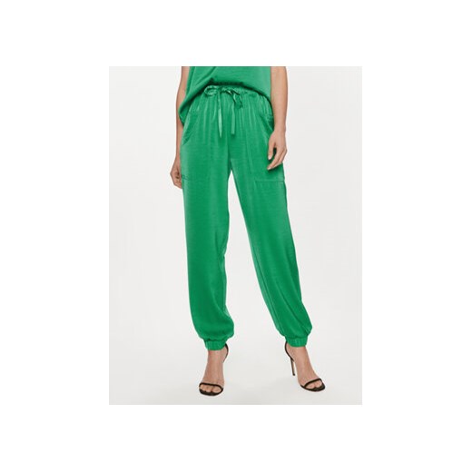 Vero Moda Spodnie materiałowe Marys Dana 10300405 Zielony Loose Fit ze sklepu MODIVO w kategorii Spodnie damskie - zdjęcie 169416421