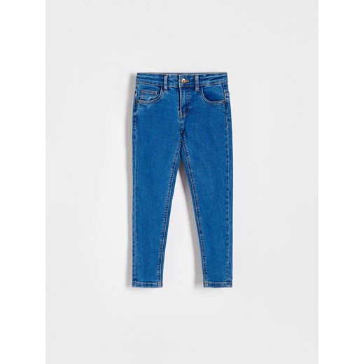 Reserved - Elastyczne jeansy slim - niebieski ze sklepu Reserved w kategorii Spodnie chłopięce - zdjęcie 169424381