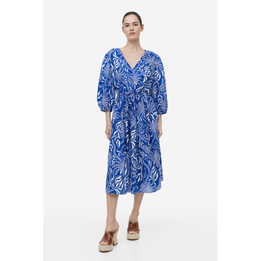 H & M sukienka w abstrakcyjne wzory niebieska mini prosta w serek z tkaniny 