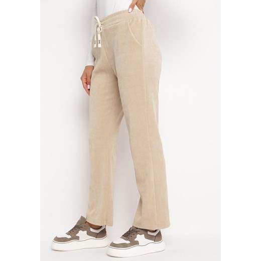 Jasnobeżowe Bawełniane Spodnie Sztruksowe z Szerokimi Nogawkami Cornelike ze sklepu Born2be Odzież w kategorii Spodnie damskie - zdjęcie 169451330