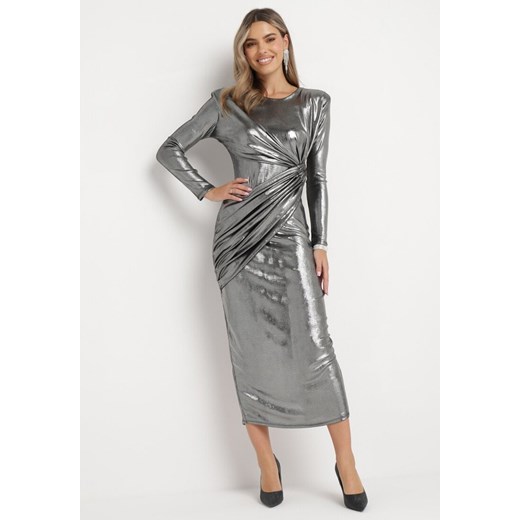 Srebrna Metaliczna Sukienka Maxi z Ozdobnymi Marszczeniami Virelia ze sklepu Born2be Odzież w kategorii Sukienki - zdjęcie 169451620
