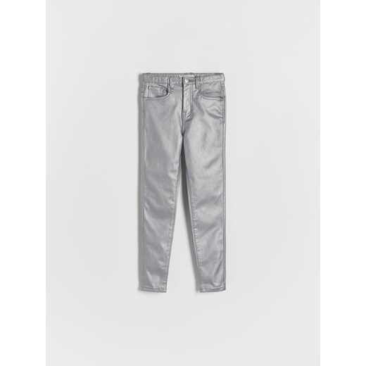 Reserved - Błyszczące jeansy slim high waist - srebrny Reserved 152 (11 lat) okazja Reserved