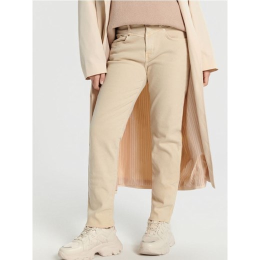 Sinsay - Jeansy straight high waist - kremowy ze sklepu Sinsay w kategorii Jeansy damskie - zdjęcie 169483781