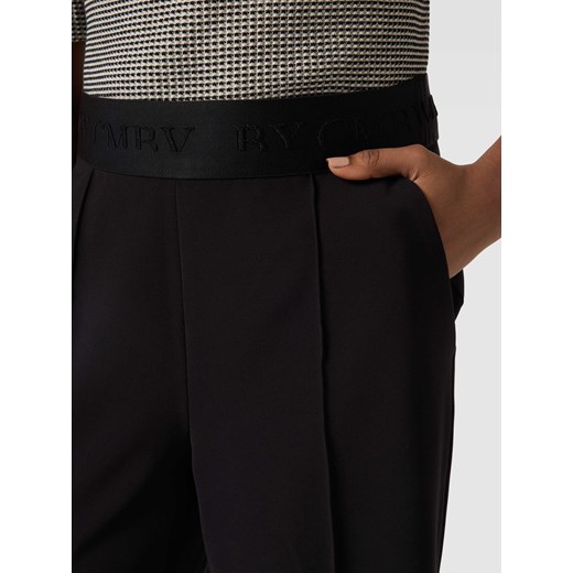 Spodnie materiałowe z szeroką nogawką i zakładkami w pasie model ‘CAMERON’ Cambio 46 Peek&Cloppenburg 