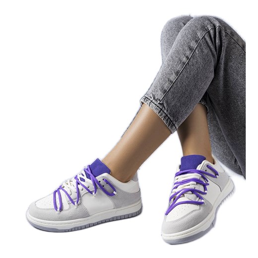 Szare sneakersy fioletowe sznurówki Aucoin białe ze sklepu ButyModne.pl w kategorii Buty sportowe damskie - zdjęcie 169486742