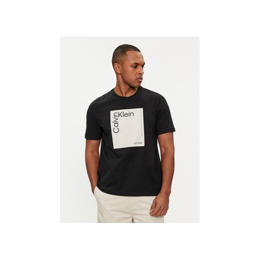 Calvin Klein T-Shirt Square Logo K10K112503 Czarny Regular Fit ze sklepu MODIVO w kategorii T-shirty męskie - zdjęcie 169491773