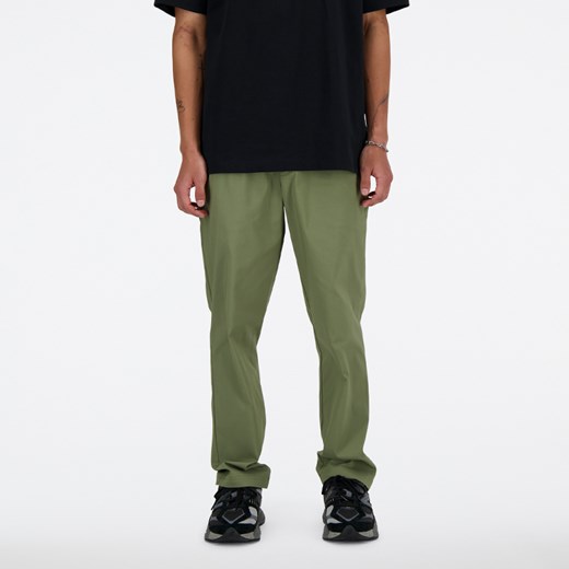 Spodnie męskie New Balance MP41575DEK – zielone ze sklepu New Balance Poland w kategorii Spodnie męskie - zdjęcie 169504343