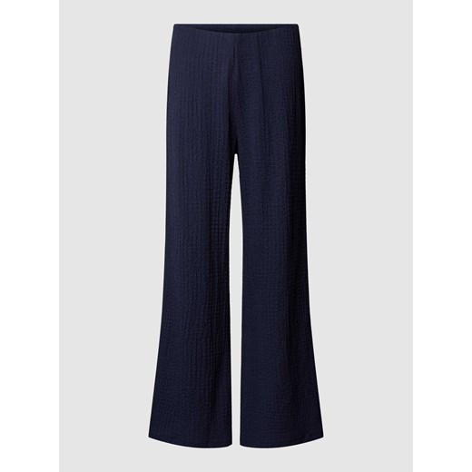 Spodnie materiałowe o rozkloszowanym kroju z fakturowanym wzorem ze sklepu Peek&Cloppenburg  w kategorii Spodnie damskie - zdjęcie 169520700