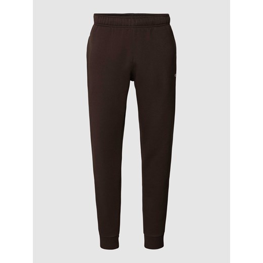 Spodnie dresowe o kroju regular fit z elastycznym pasem ze sklepu Peek&Cloppenburg  w kategorii Spodnie męskie - zdjęcie 169557690