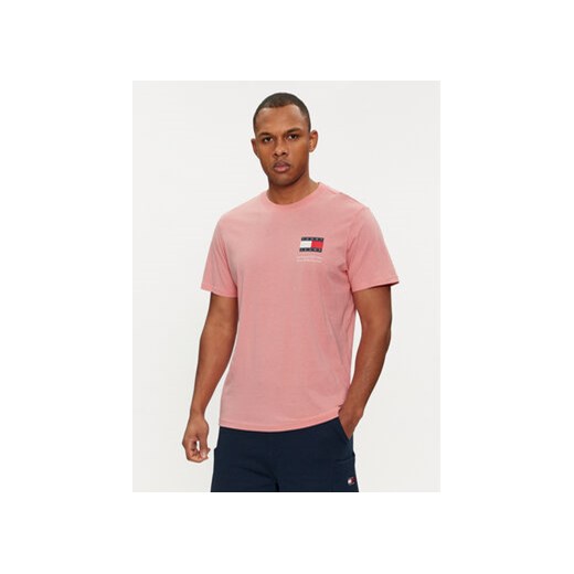 Tommy Jeans T-Shirt Essential DM0DM18263 Różowy Slim Fit ze sklepu MODIVO w kategorii T-shirty męskie - zdjęcie 169570790