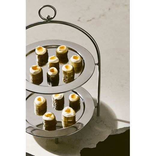 H & M - Metalowa patera do ciasta - Srebrny ze sklepu H&M w kategorii Akcesoria do pieczenia - zdjęcie 169594513