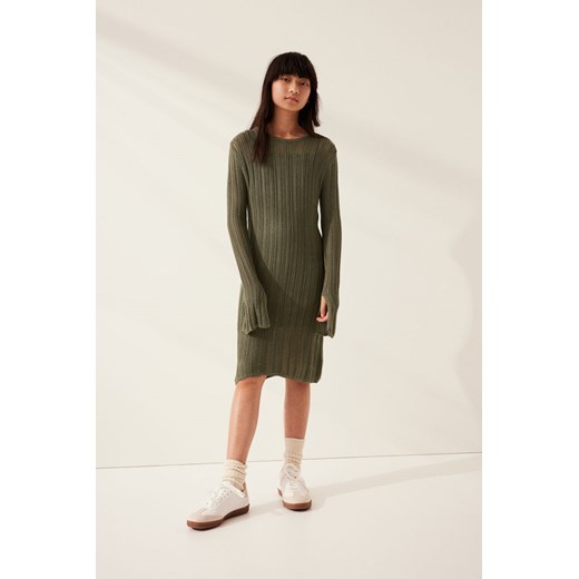H & M - Dzianinowa sukienka w ażurowy splot - Zielony ze sklepu H&M w kategorii Sukienki dziewczęce - zdjęcie 169595472