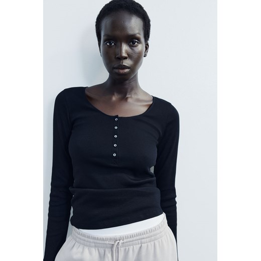 H & M - Koszulka henley w prążki - Czarny ze sklepu H&M w kategorii Bluzki damskie - zdjęcie 169598361