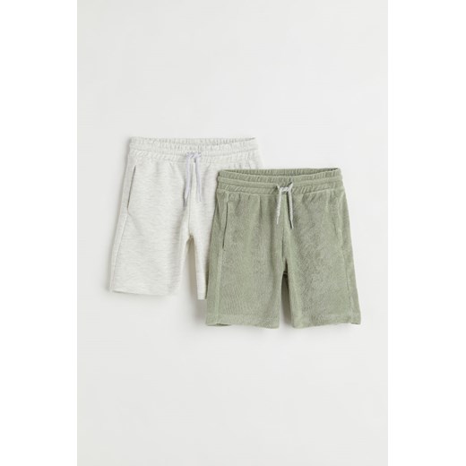 H & M - Szorty dresowe 2-pak - Zielony ze sklepu H&M w kategorii Spodenki chłopięce - zdjęcie 169599954