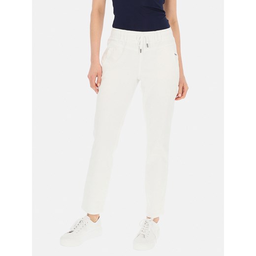 Białe casualowe spodnie damskie na gumce Red Button Tessy ze sklepu Eye For Fashion w kategorii Spodnie damskie - zdjęcie 169618692