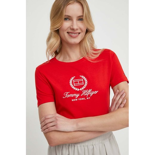 Tommy Hilfiger t-shirt bawełniany damski kolor czerwony WW0WW41761 ze sklepu ANSWEAR.com w kategorii Bluzki damskie - zdjęcie 169637572