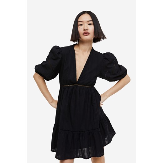 H & M - Obszerna sukienka z koronkowym detalem - Czarny H & M M H&M