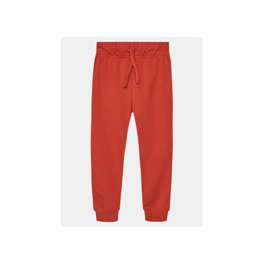 United Colors Of Benetton Spodnie dresowe 3BC1CF04P Czerwony Regular Fit ze sklepu MODIVO w kategorii Spodnie chłopięce - zdjęcie 169658233