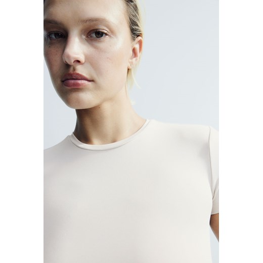 H & M - Dopasowany T-shirt - Beżowy ze sklepu H&M w kategorii Bluzki damskie - zdjęcie 169678041