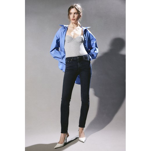 H & M - Shaping Skinny Regular Jeans - Niebieski H & M 36 H&M