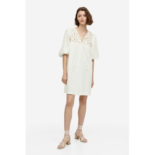 H & M - Dżersejowa sukienka z koronką - Biały H & M M H&M