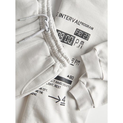 Dres chłopięcy Reserved 