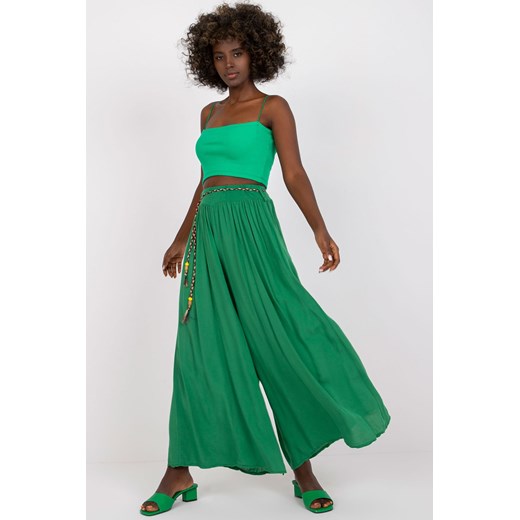 Zielone szerokie spodnie z materiału palazzo Surie OCH BELLA ze sklepu 5.10.15 w kategorii Spodnie damskie - zdjęcie 169687273