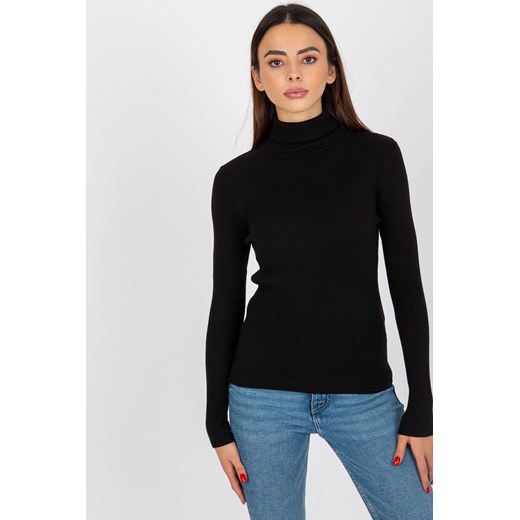 Czarny prążkowany sweter z golfem z wiskozą ze sklepu 5.10.15 w kategorii Swetry damskie - zdjęcie 169687940