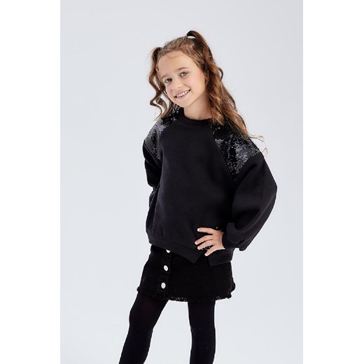 Czarna bluza dresowa z cekinami dla małej dziewczynki - Limited Edition ze sklepu 5.10.15 w kategorii Bluzy dziewczęce - zdjęcie 169689112