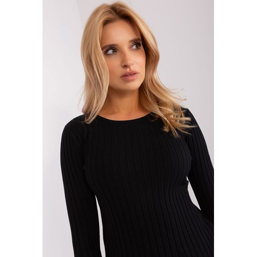 Czarny damski sweter klasyczny z wiskozą S/M 5.10.15
