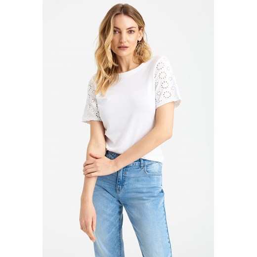 T-shirt damski z odzobnymi rękawami biały ze sklepu 5.10.15 w kategorii Bluzki damskie - zdjęcie 169693042