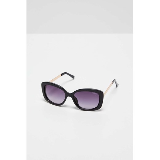 Okulary przeciwsłoneczne z grubymi oprawkami ze sklepu 5.10.15 w kategorii Okulary przeciwsłoneczne damskie - zdjęcie 169693370