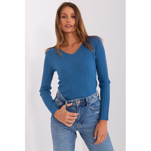 Ciemnoniebieski dopasowany sweter klasyczny ze sklepu 5.10.15 w kategorii Swetry damskie - zdjęcie 169696612