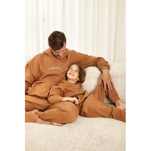 Bluza męska nierozpinana z kapturem - Powerful #Family Family Concept By 5.10.15. XL 5.10.15 okazja