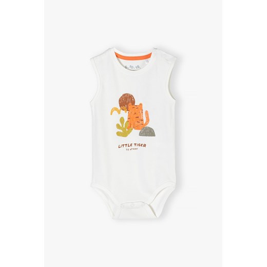Białe body niemowlęce bez rękawów z nadrukiem ze sklepu 5.10.15 w kategorii Body niemowlęce - zdjęcie 169700381