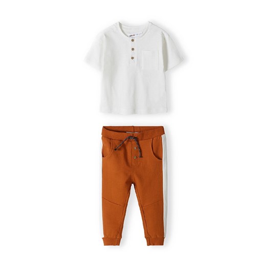 Komplet niemowlęcy- biały t-shirt z bawełny + spodnie dresowe ze sklepu 5.10.15 w kategorii Komplety niemowlęce - zdjęcie 169700660