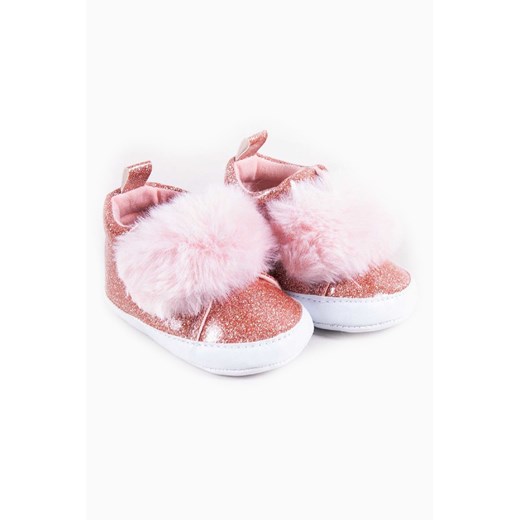 Różowe buciki niemowlęce brokatowe z pomponem ze sklepu 5.10.15 w kategorii Buciki niemowlęce - zdjęcie 169700924