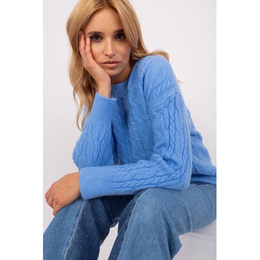 Niebieski sweter damski z warkoczami i ściągaczami one size 5.10.15