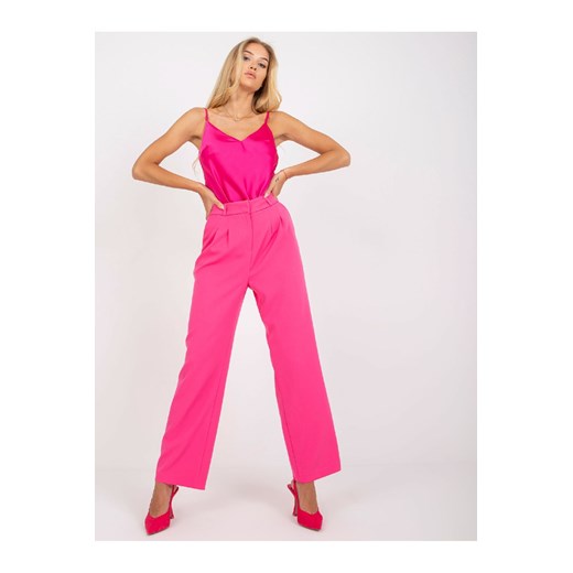 Różowe spodnie damskie garniturowe ze sklepu 5.10.15 w kategorii Spodnie damskie - zdjęcie 169702701