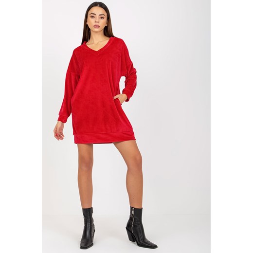 Czerwona sukienka welurowa z długim rękawem ze sklepu 5.10.15 w kategorii Sukienki - zdjęcie 169704562