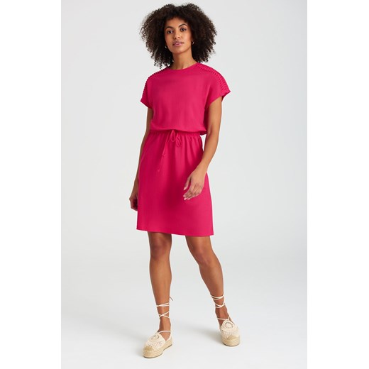 Różowa sukienka damska wiązana w pasie ze sklepu 5.10.15 w kategorii Sukienki - zdjęcie 169706261