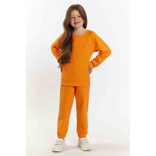 Komplet dresowy dziewczęcy pomarańczowy ze sklepu 5.10.15 w kategorii Dresy dziewczęce - zdjęcie 169707910